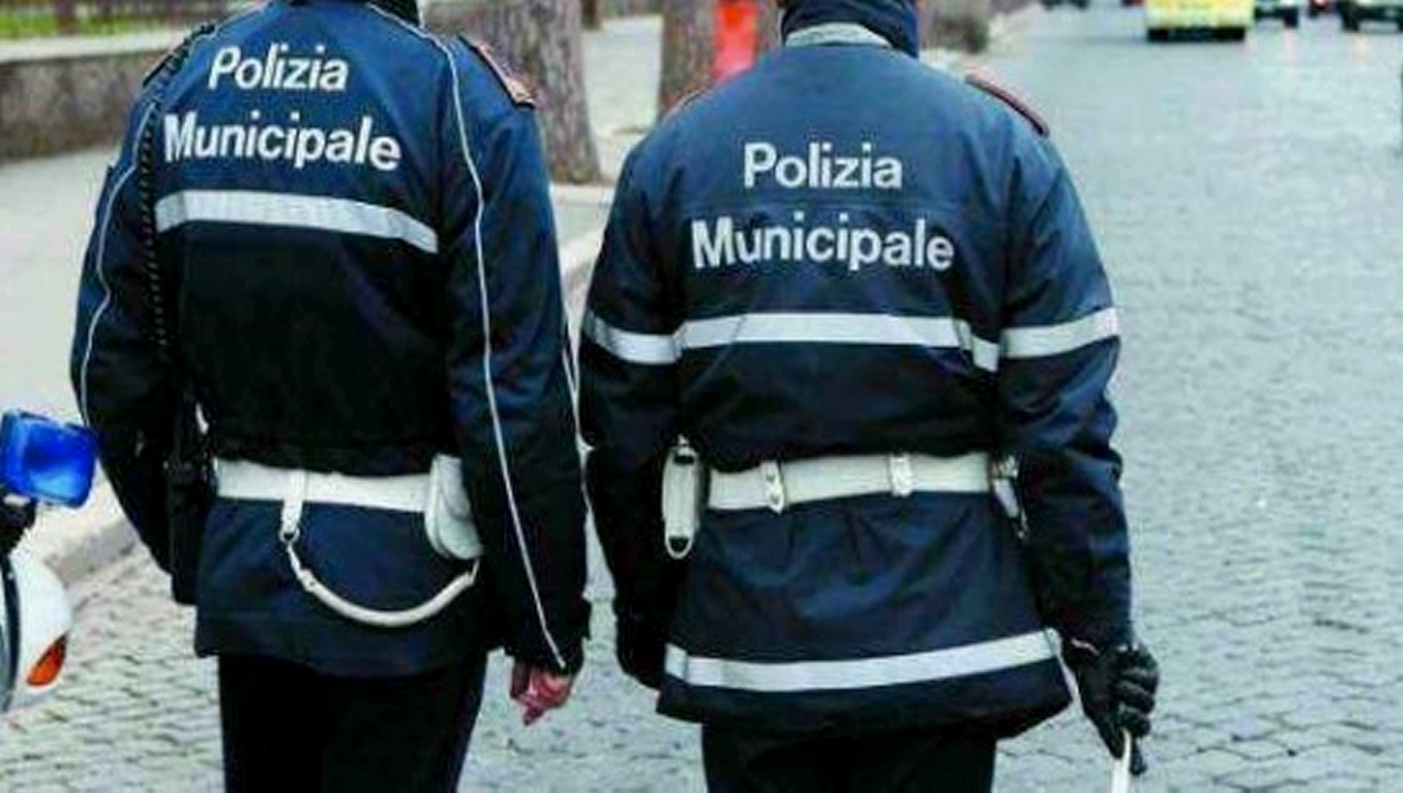 Tolleranza Zero Con Il Nuovo Regolamento Di Polizia Urbana Prima Verona