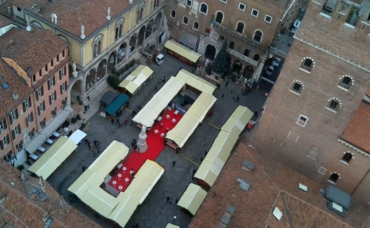 Mercatini Di Natale Verona Tutto Quello Che C Da Sapere Tra Bus