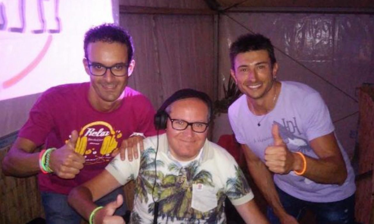 Dj Max, lezione di musica e di vita