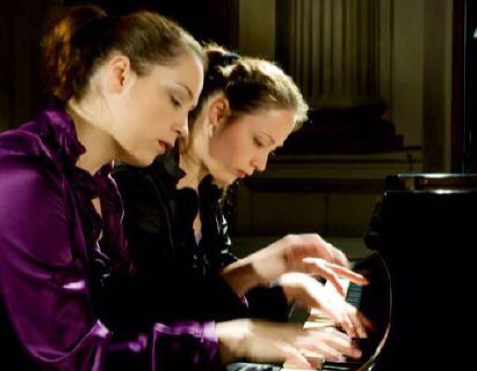 Le pianiste gemelle che incantano il mondo