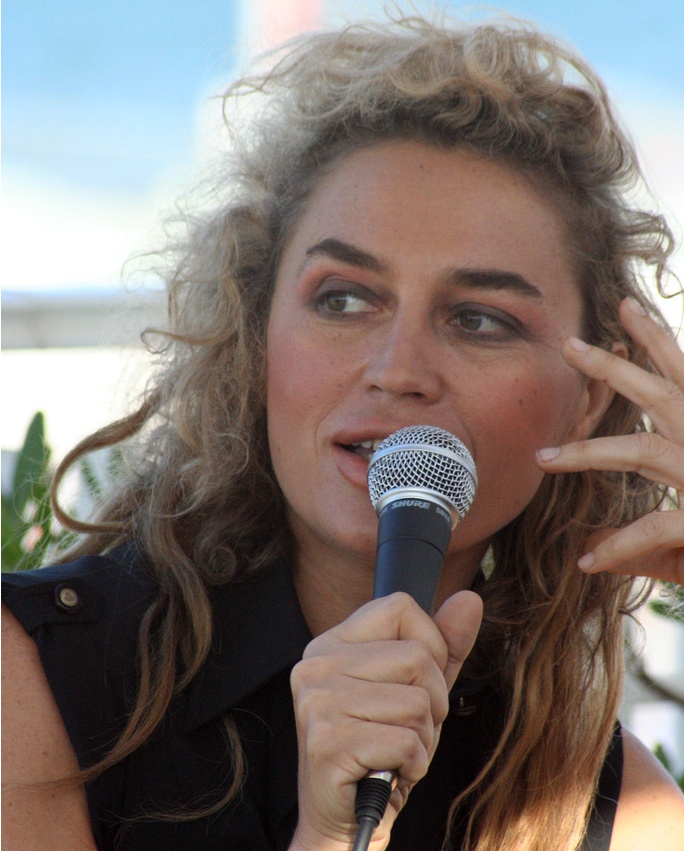 Lory Del Santo: «Flirtavo con Donald Trump»