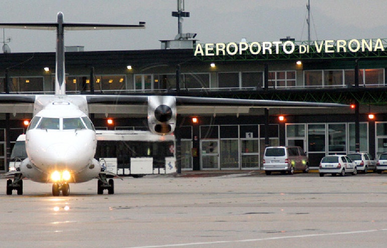 Aeroporto, ora Ibiza è più vicina