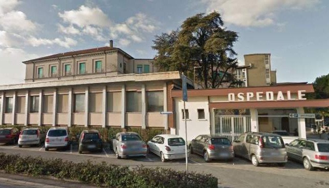 Isola della Scala, Urologia e Chirurgia chiudono