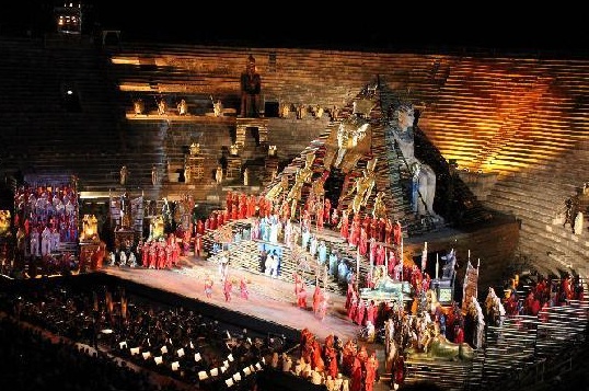 Allarme terrorismo in Arena, ma è tutto finto