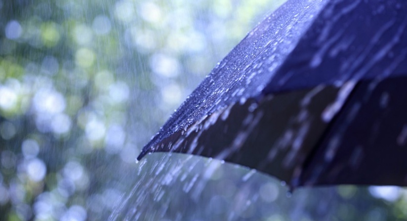 Meteo, allarme temporali fino a stasera