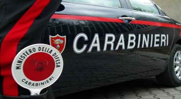 Rapine in supermercati: tre arresti