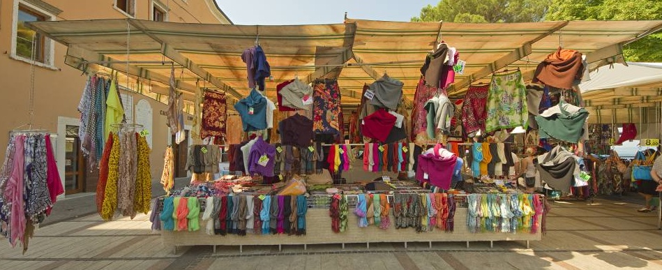 Villafranca, sabato torna Commercio in Piazza