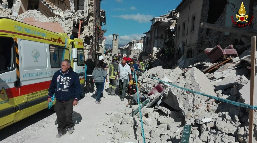 Terremoto, sale a 247 il numero dei morti
