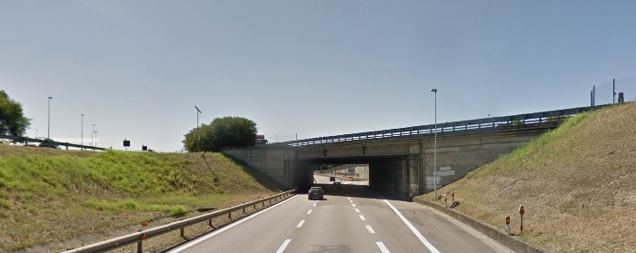 Due auto escono di strada in tangenziale sud; 2 i feriti