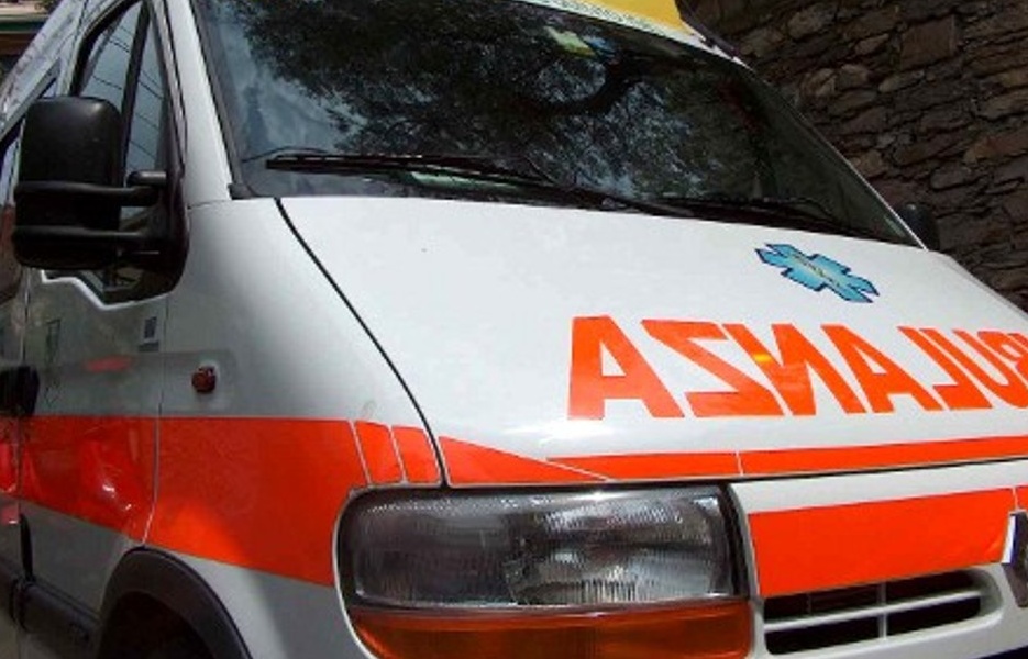Moto contro auto, due feriti a Bussolengo