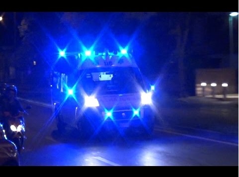 Auto sbanda ed esce di strada, un ferito a Bussolengo