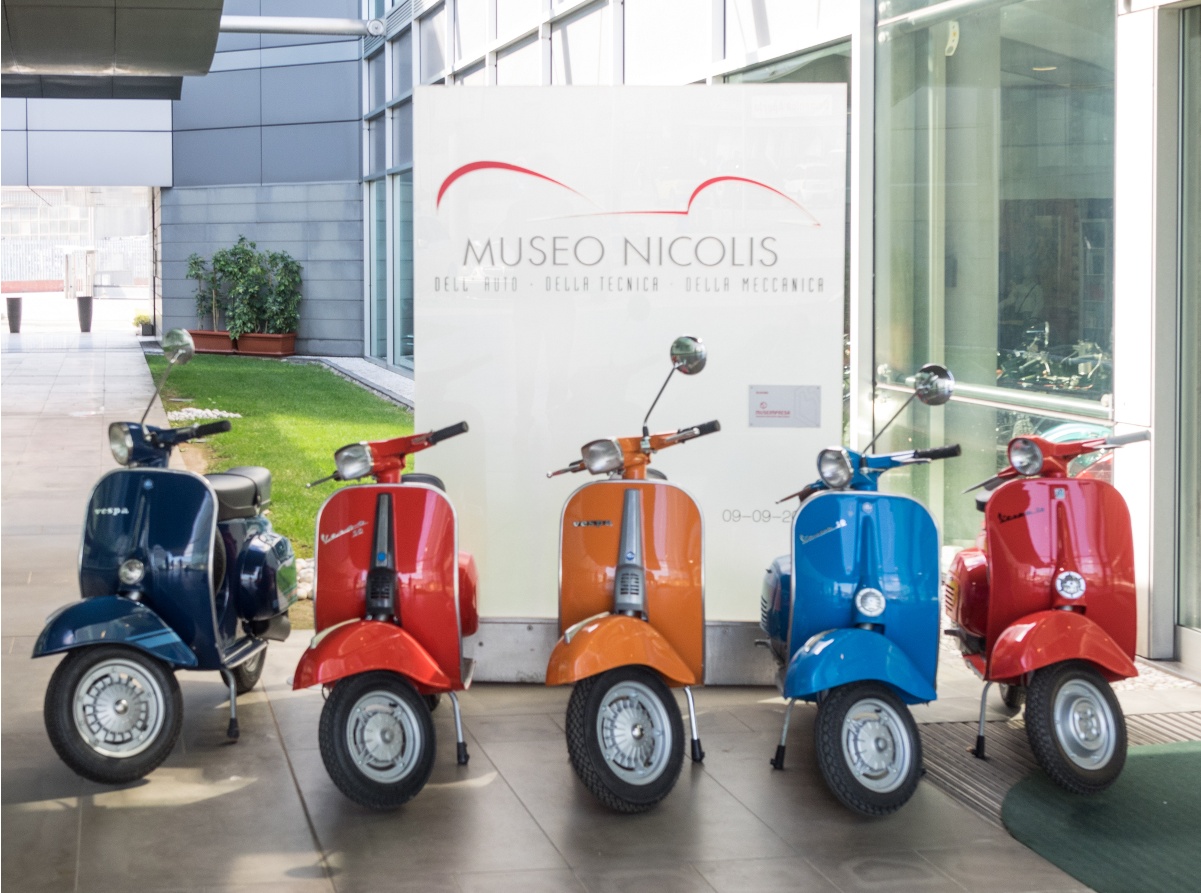La mostra sulla Vespa da primo premio