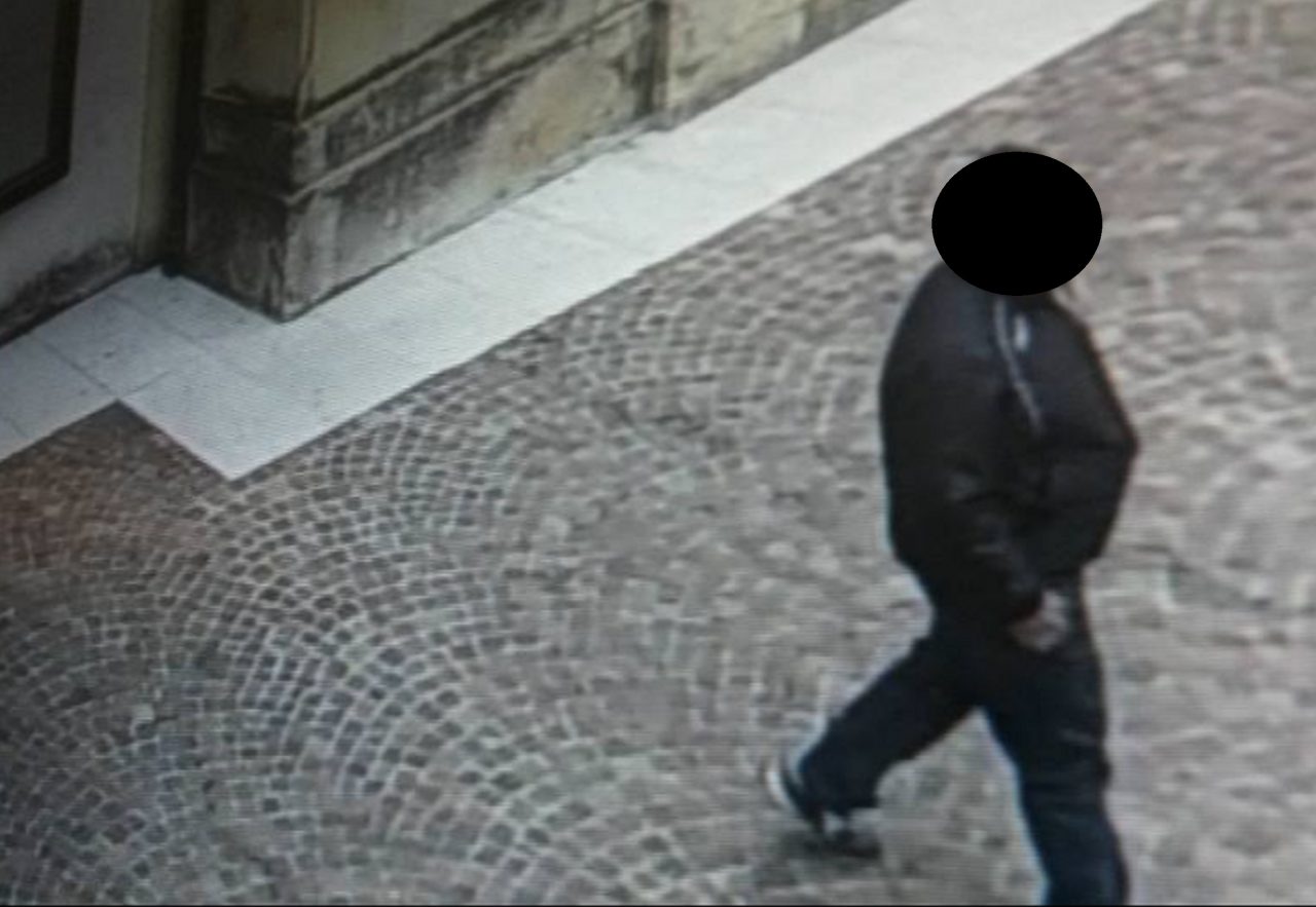 Ladro del crocifisso di Sona, la rabbia dei cittadini sul web