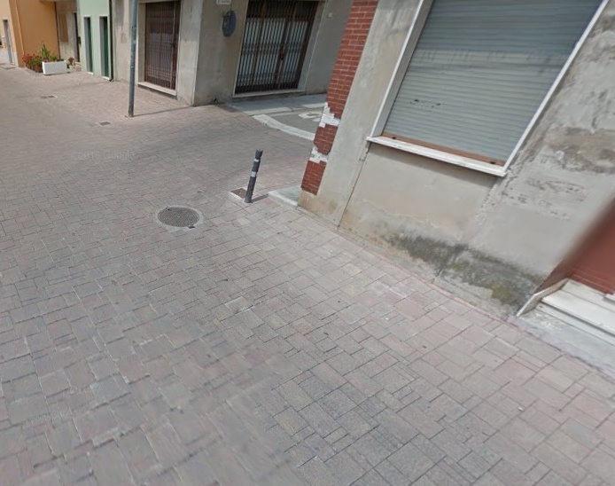 Rosegaferro: gli autobloccanti non sono adatti al paese