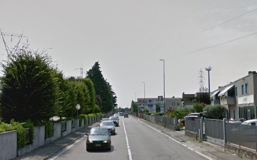 Auto si ribalta a Bussolengo