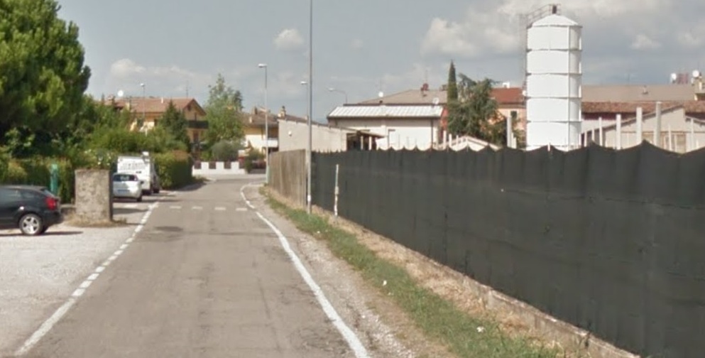 Caluri, finalmente i marciapiedi in via del Capitello