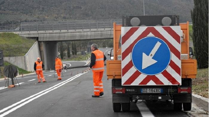 Fino al 3 dicembre lavori sulla strada statale 12
