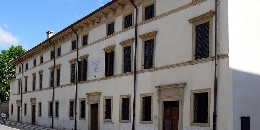 Villafranca, due bandi per un polo culturale. Ecco di cosa si tratta