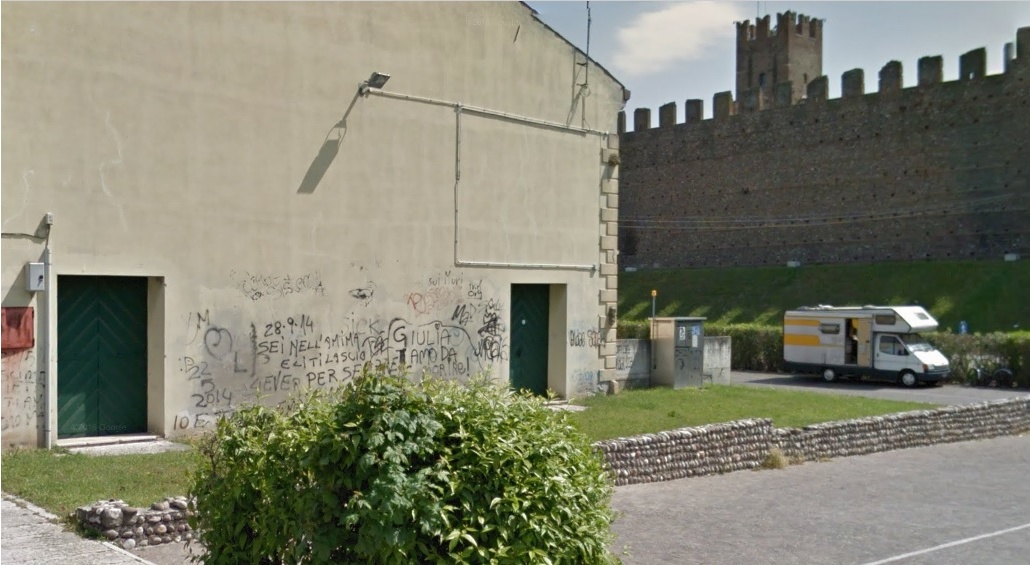 Castello, sponda «destra» trascurata: «C’è degrado»