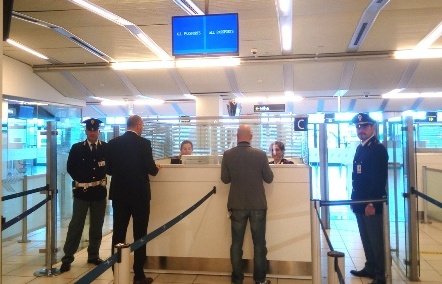 Catullo, arrestata eritrea con documenti falsi: voleva andare a Londra