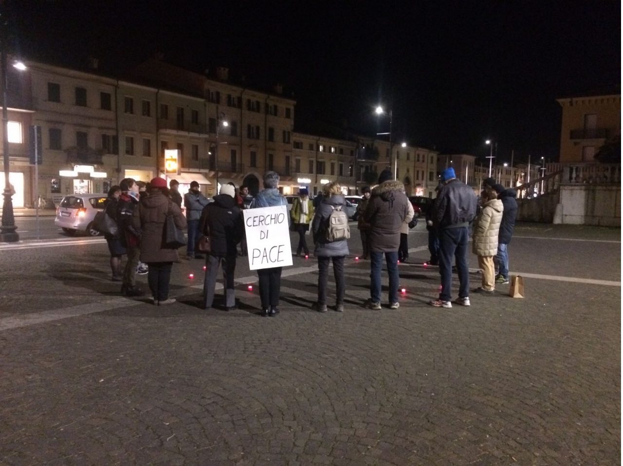 In piazza per dire basta alle guerre, chi ha partecipato?