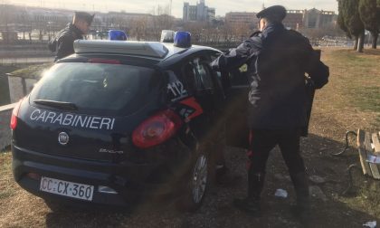 Sfugge all'alt dei carabinieri, arrestato un 24enne