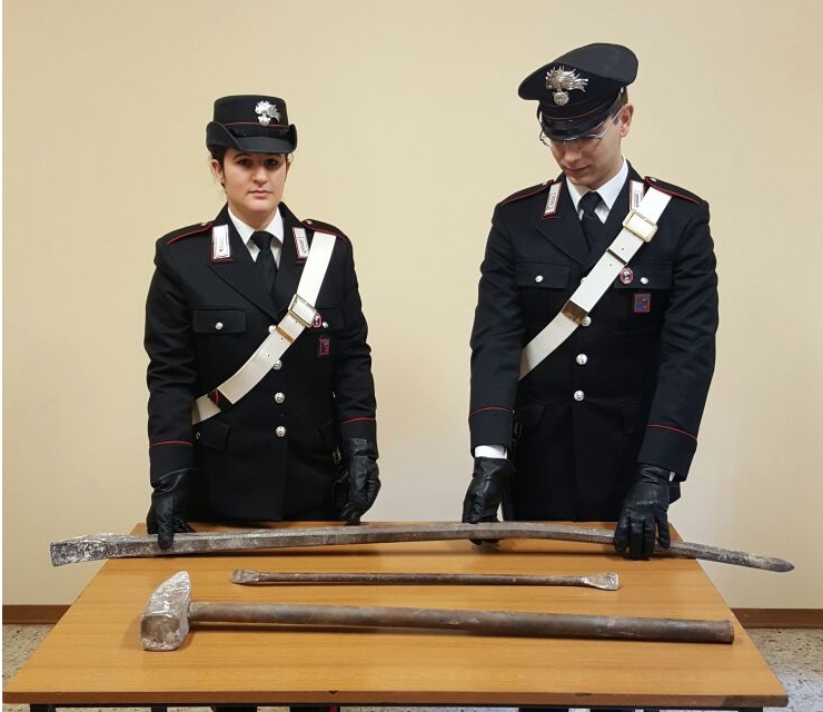 Sommacampagna, preso mentre svaligia: è già libero