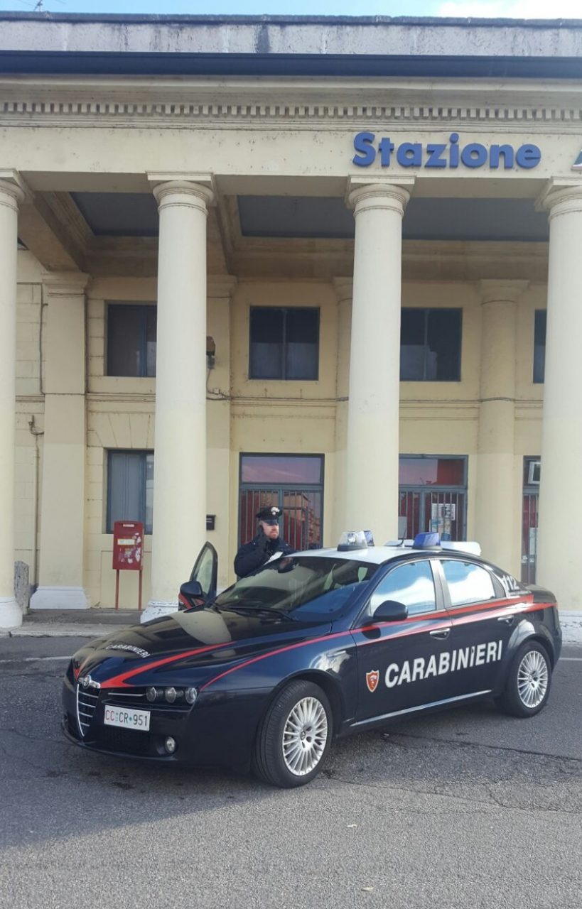 Spacciava droga in Stazione, arrestato un 24 enne