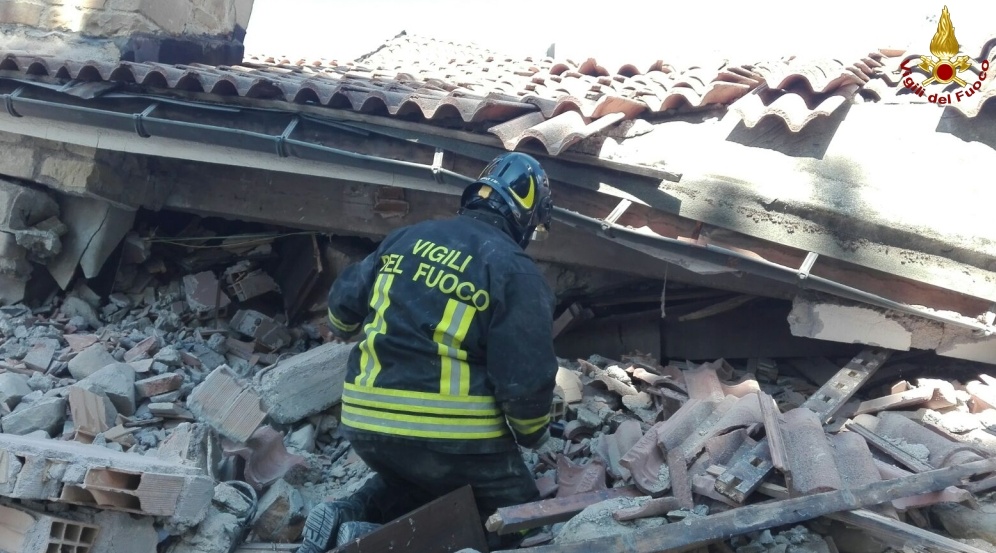 Terremoto in Centro Italia, colpite L’Aquila e Rieti. Ad Amatrice crollato il campanile della chiesa
