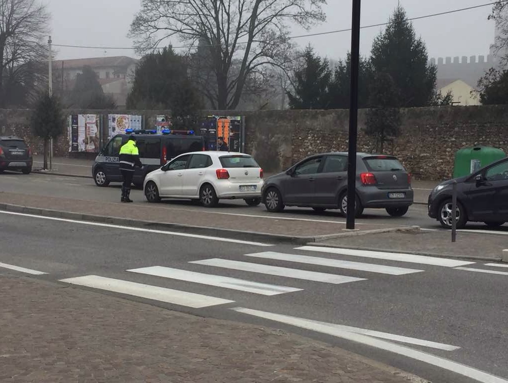 Blocco del traffico, numerosi automobilisti fermati