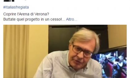 "Cappello" all'Arena di Verona, Sgarbi furioso: "Mettetevelo nel c..."