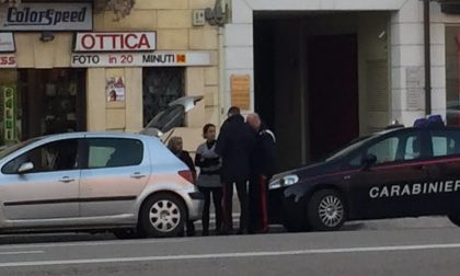Corso Vittorio Emanuele, auto sospetta fermata dai carabinieri