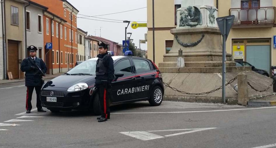 Rapina aggravata, arrestato un marocchino