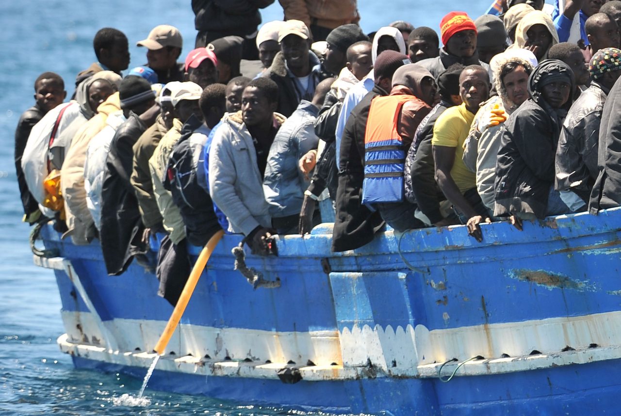 Rapporto tedesco: 6 milioni di migranti pronti a entrare in Europa dal Mediterraneo