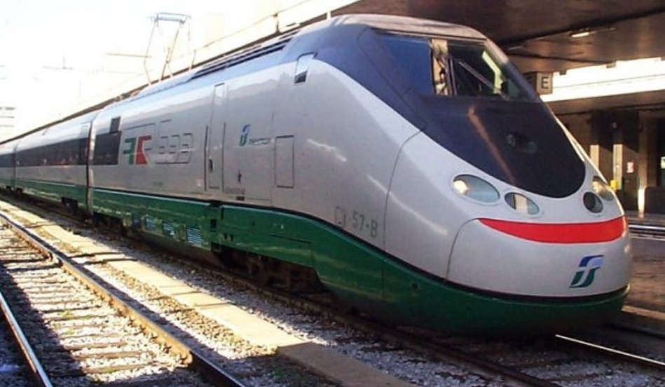 Trenitalia: algoritmo sbagliato, volano i prezzi. Ecco come chiedere i rimborsi