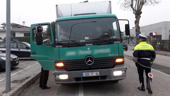 Truffa dell’asfalto, la banda attiva anche a Verona