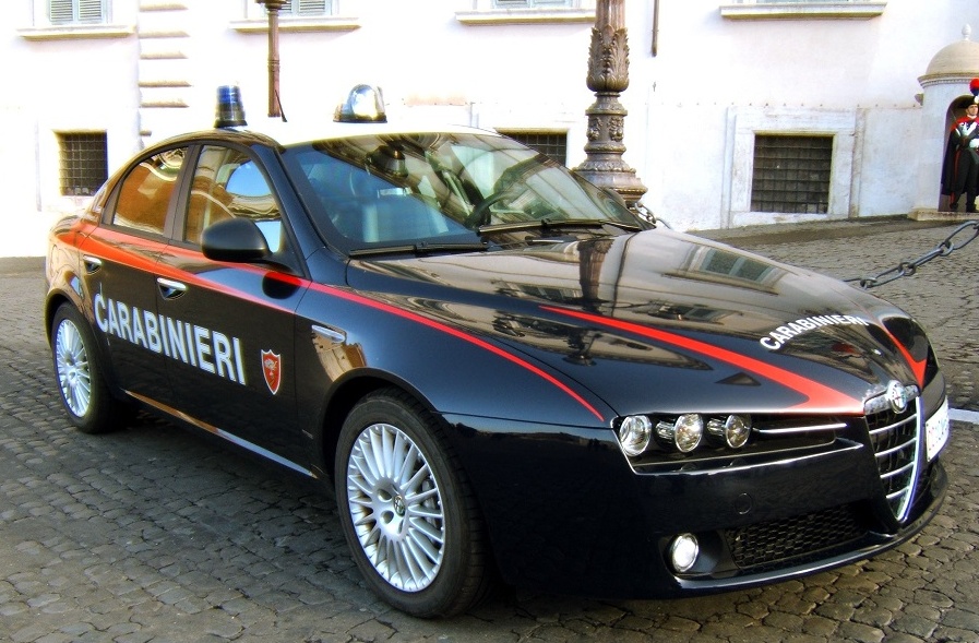 Fucilata alla nuca del padre, 16enne accusato di omicidio volontario