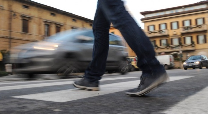 Pedone investito, scatta la caccia al pirata