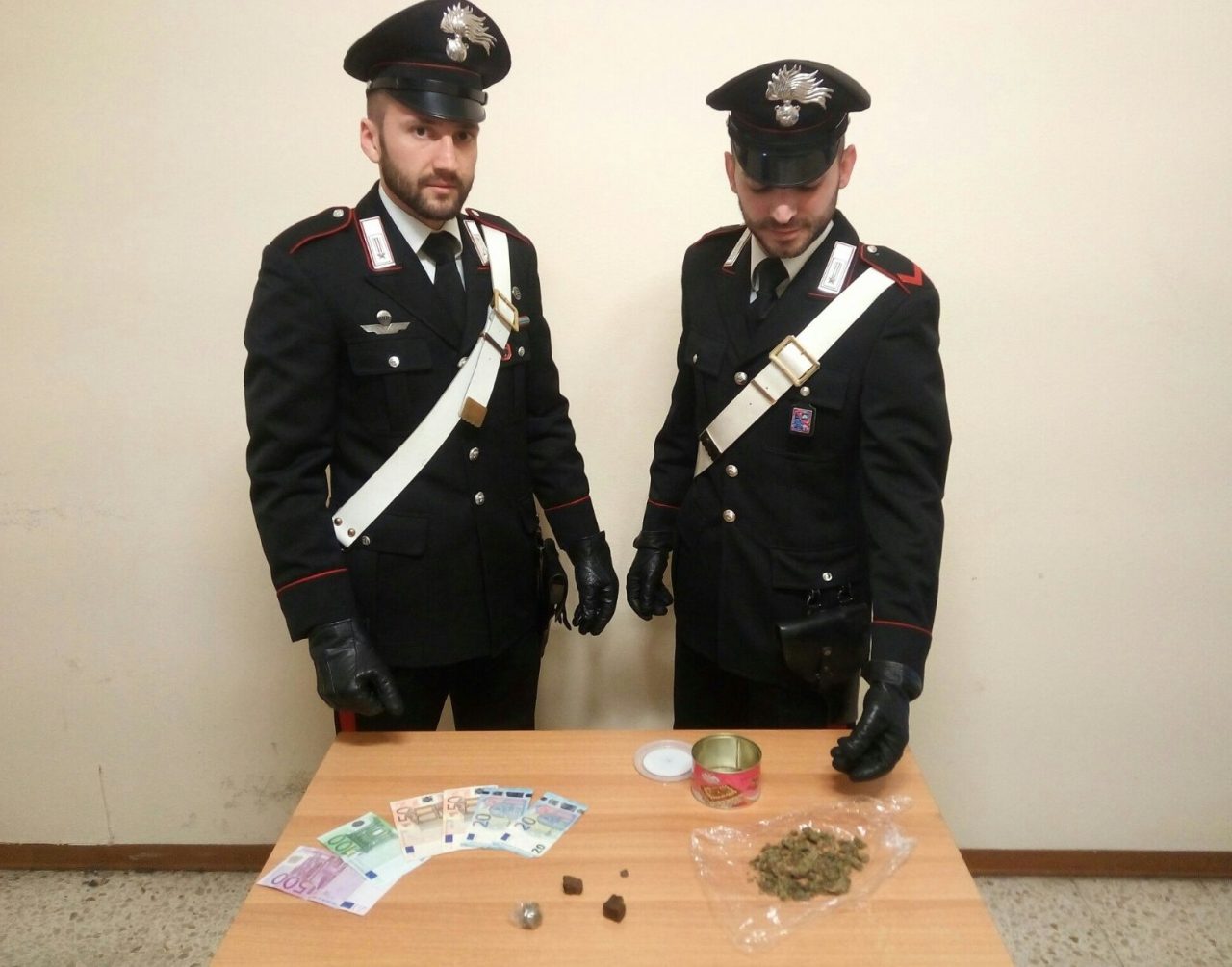 Sommacampagna, arrestato per detenzione di droga