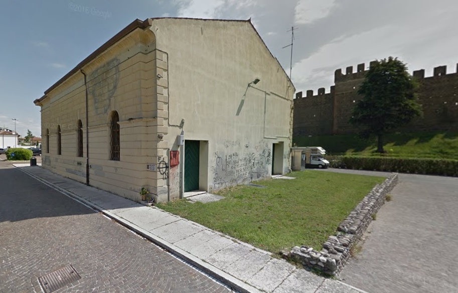 Villafranca, ritinteggiato (finalmente) l’auditorium