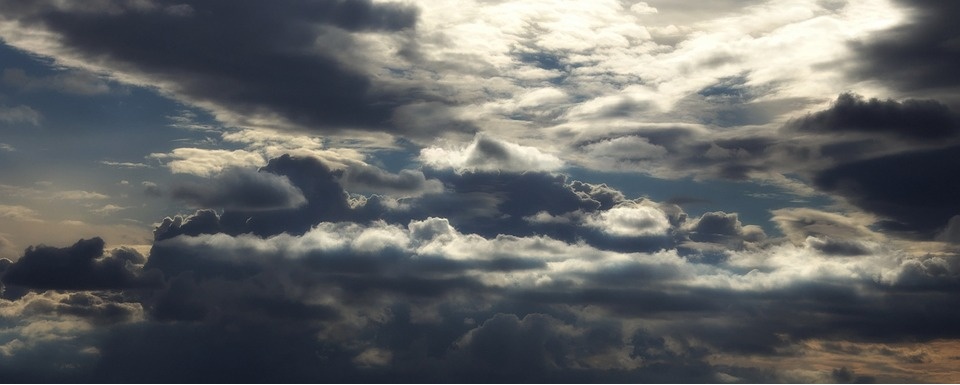 Weekend all’insegna del cielo coperto