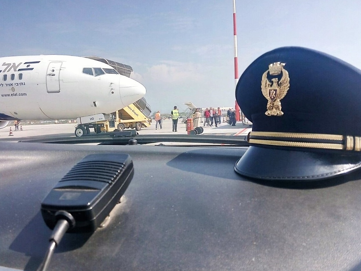 Aeroporto Catullo, manette per un albanese e per due migranti