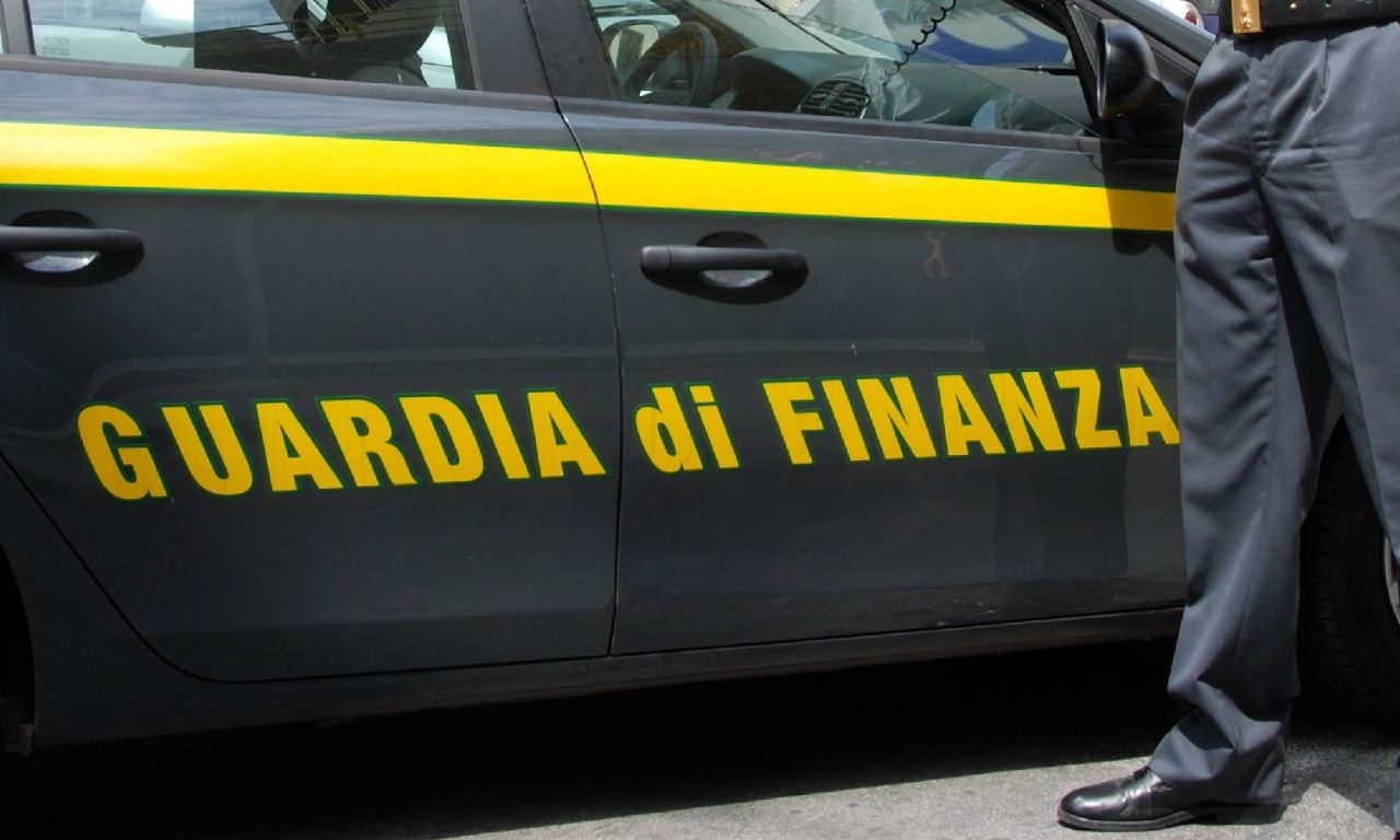 Aveva mezzo chilo di droga addosso, arrestato