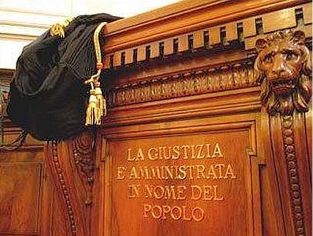 Uccise padre e figlio a Buttapietra, condannato all’ergastolo