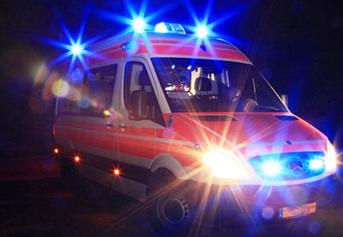 Cade dalla moto, morto sul colpo