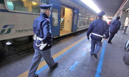 Dà in escandescenza, paura in stazione