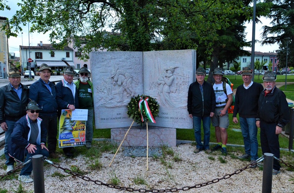 Gli alpini di Cuneo fanno tappa a Villafranca