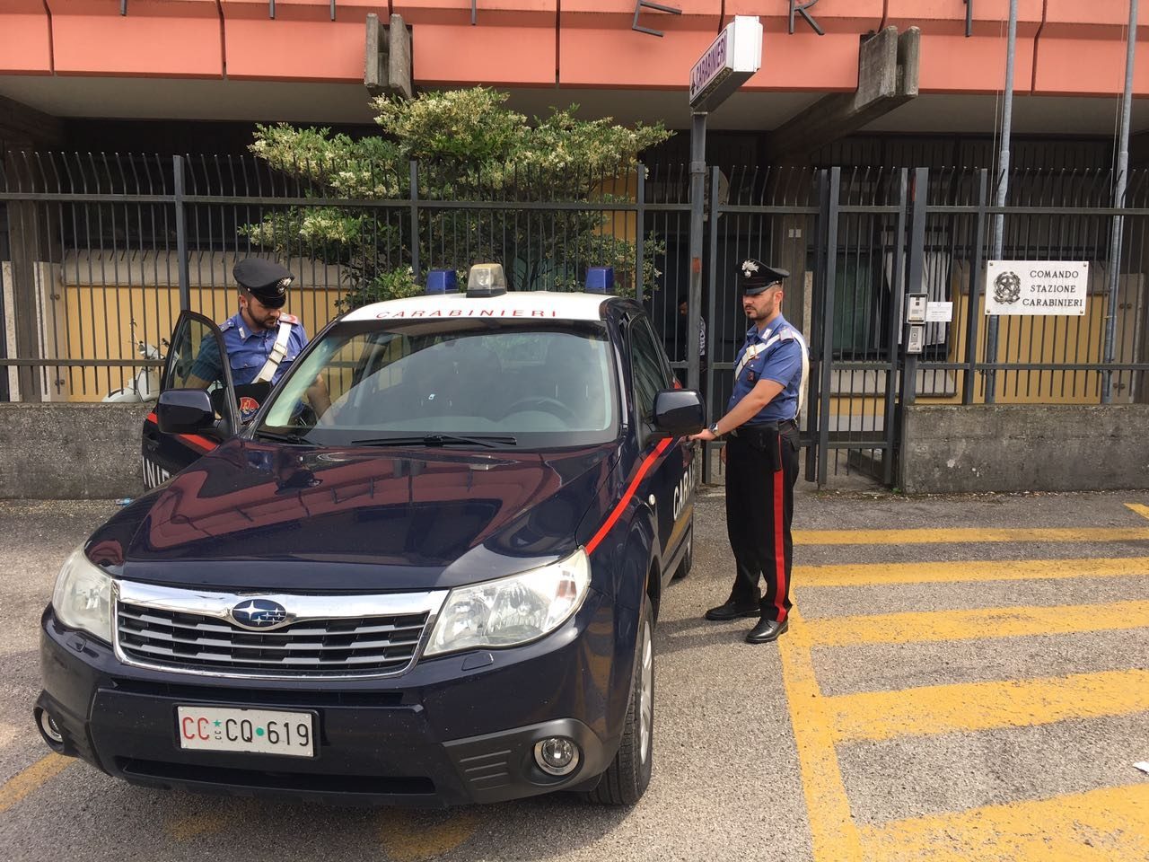 Aiuta il fuggitivo a scappare, arrestato 24enne