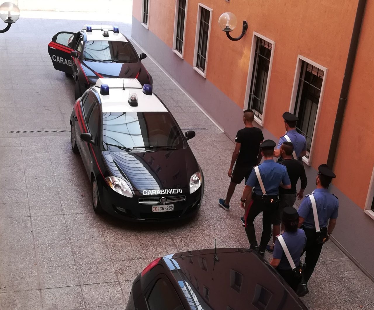 Dovevano essere espulsi, arrestati sul lago due clandestini