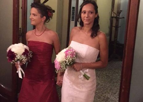 Prete benedice matrimonio omosessuale, interviene il vescovo